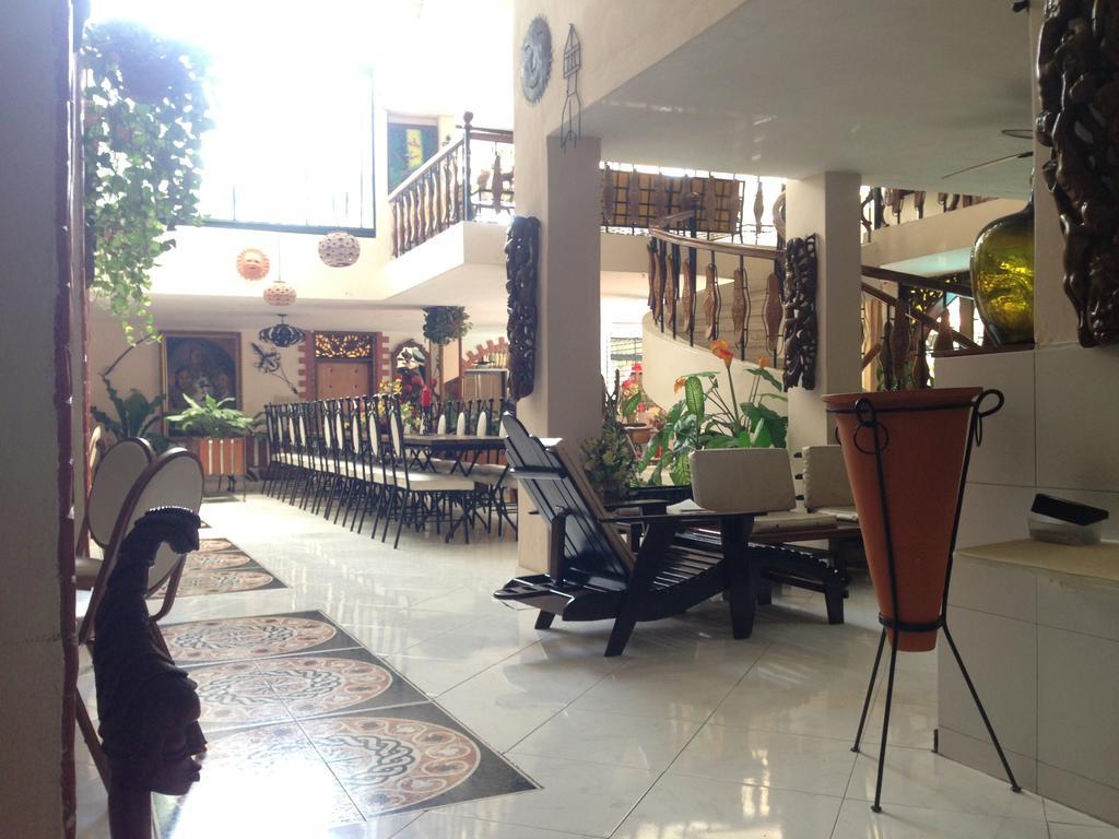 Ideal Villa Hotel Порт-о-Пренс Экстерьер фото